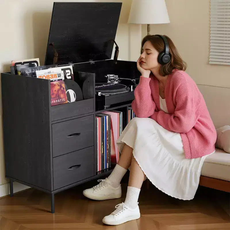 Meuble tourne-disque avec couvercle relevable, rangement pour disques vinyles et deux prises de courant, noir