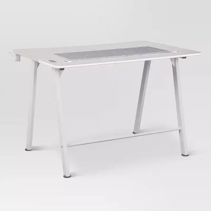 Bureau Gaming avec Lumières LED et Support Casque – 112 cm P x 70 cm L x 75 cm H, Cadre en Acier, Supporte 59 kg