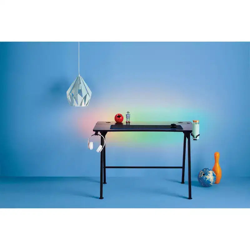 Bureau Gaming avec Lumières LED et Support Casque – 112 cm P x 70 cm L x 75 cm H, Cadre en Acier, Supporte 59 kg