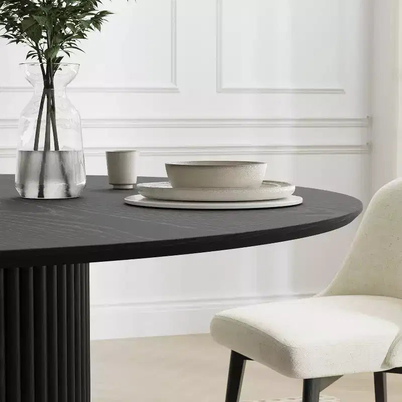 Table de salle à manger ronde du milieu du siècle avec base piédestal, 4 places, plateau en bois d'hévéa noir, 152 cm.